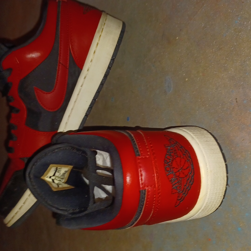 Retro Jordan 1s low's - Picture 8 of 9